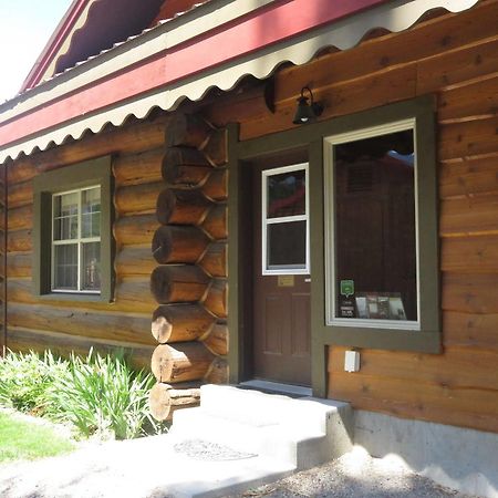 Historic Tamarack Lodge Hungry Horse Exteriör bild