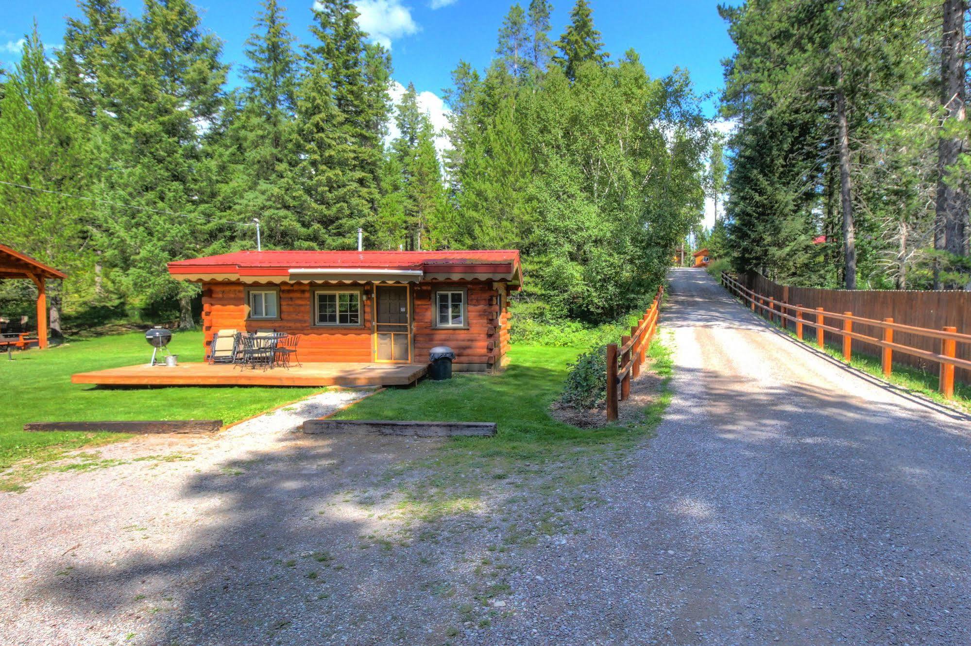 Historic Tamarack Lodge Hungry Horse Exteriör bild